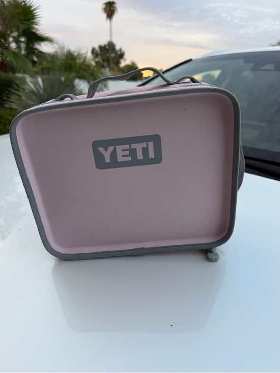 Yeti Other - Yeti Pink and Gray Insulated Lunch Box